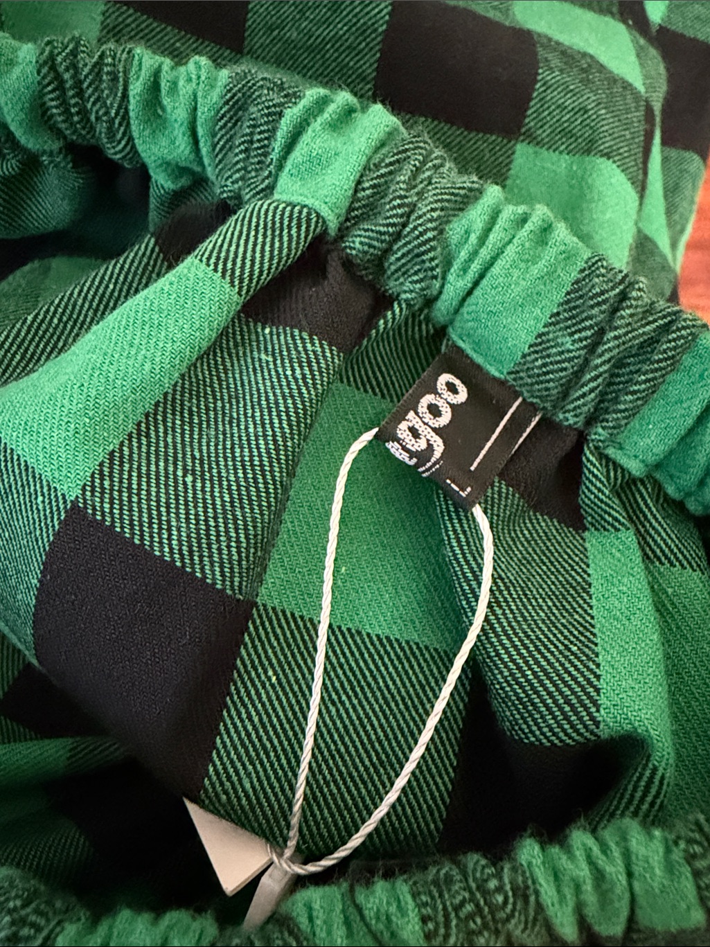 Zeagoo Buffalo Plaid Flannel Scoop Neck Shirt New With Tags — image 5 of 5